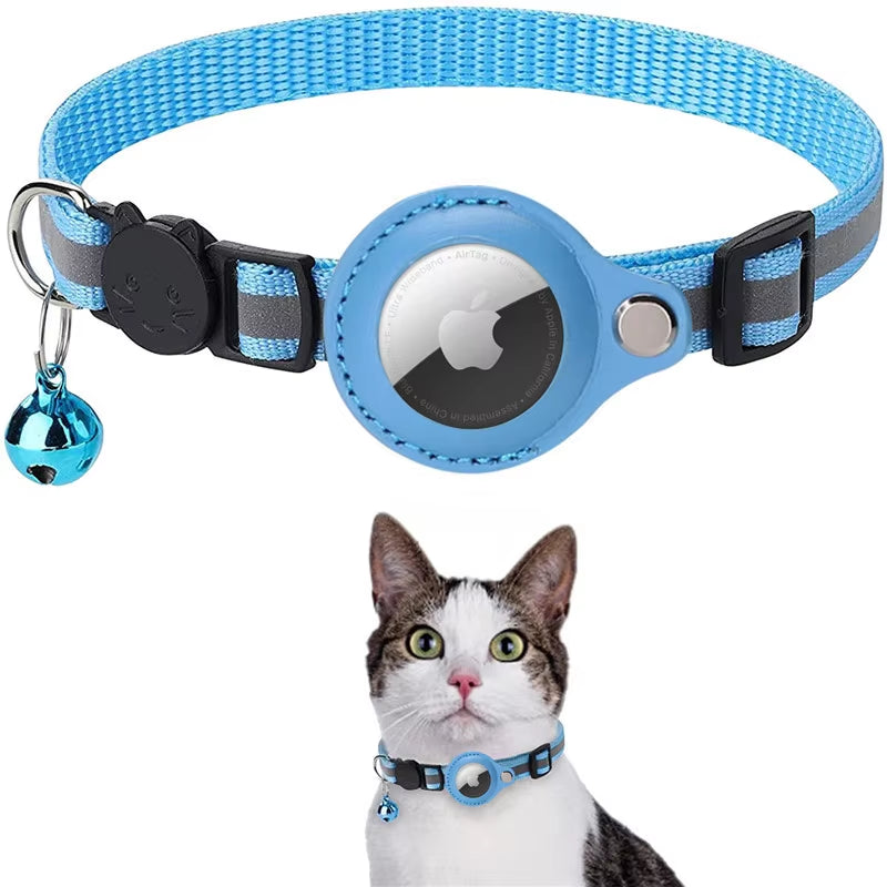 Reflective cat collar with AirTag holder and breakaway safety design for curious cats
in blue