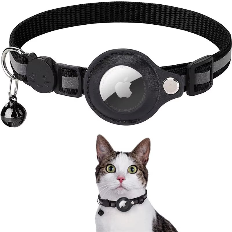 Reflective cat collar with AirTag holder and breakaway safety design for curious cats
in black